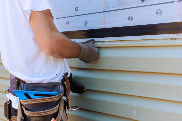 Trusted Emergency Siding Repair service in Bloomfield, CT - Creative Siding