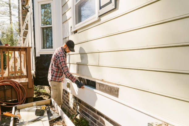 Trusted Emergency Siding Repair service in Bloomfield, CT - Creative Siding